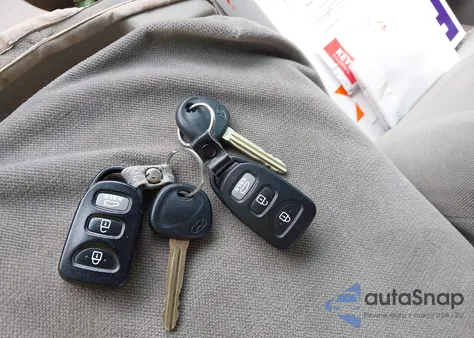 2012 Hyundai Elantra Gls from USA, damaged, VIN 5NPDH4AE2CH144958